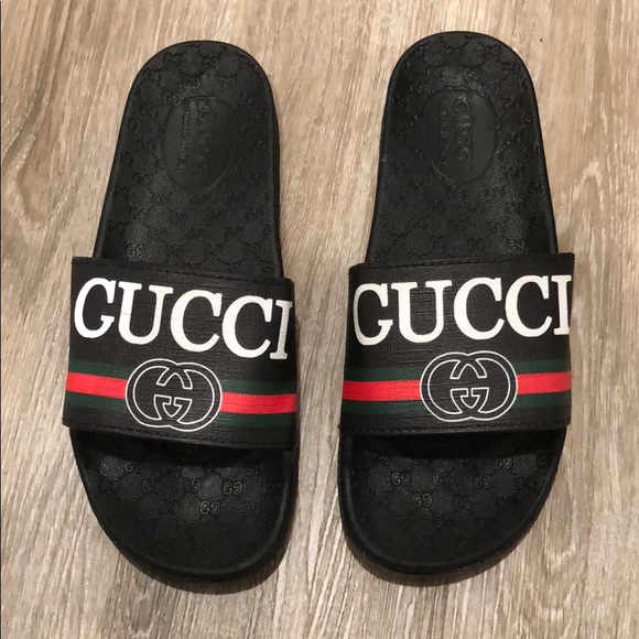 Gucci Other - Gucci men’s logo slides
